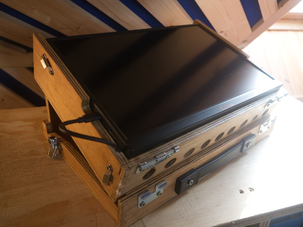 Mat-Top Table top touch screen configuration