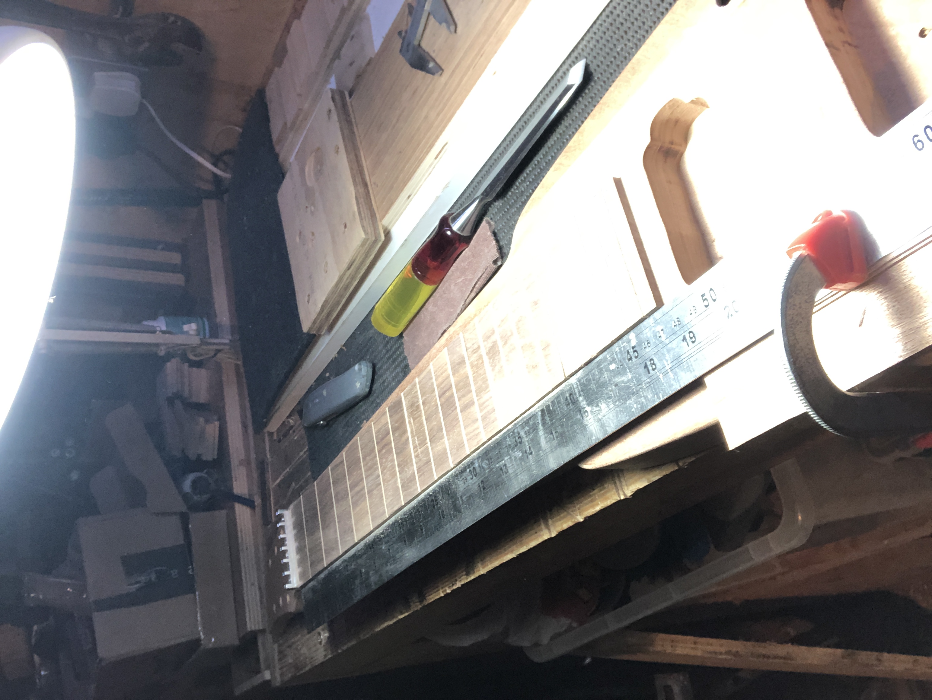 Lapsteel Guitar build 17